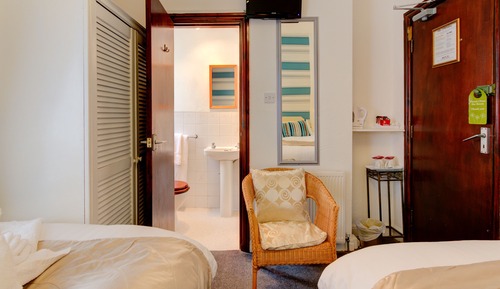 Standard Twin Room