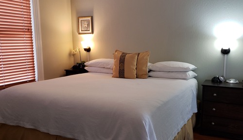 Harvest Suite (Non-Pet Friendly)