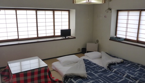 Japanese-Style Triple Room with Shared Bathroom
