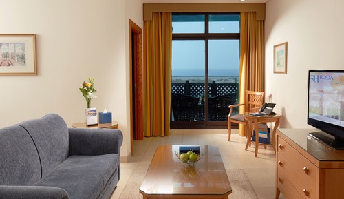 Coral Cave Deluxe Room