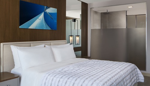 Junior Suite, 1 King Bed, Non Smoking, Sea View (Balcony)