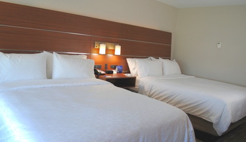 Standard Room, 2 Queen Beds, Accessible (Comm, Addl Living Area)