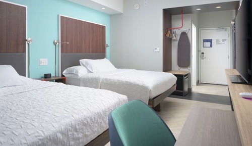 Room, 2 Queen Beds, Non Smoking