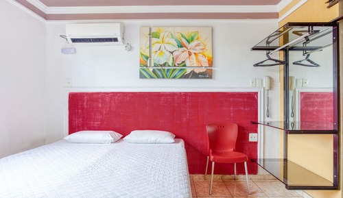Triple Room, Multiple Beds