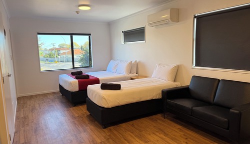 Triple Room