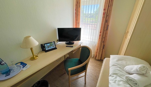 Traditional Single Room
