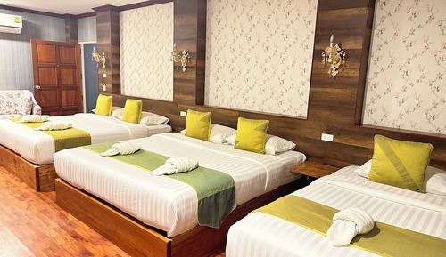 Sweet Family Deluxe Room