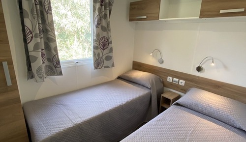 Deluxe Mobile Home, 3 Bedrooms, Sea View