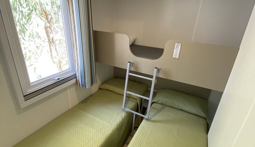 Superior Mobile Home, 2 Bedrooms