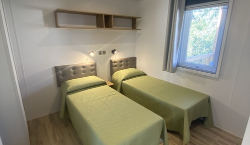 Premium Mobile Home, 2 Bedrooms, 2 Bathrooms