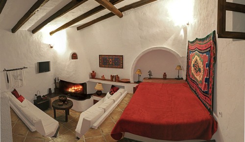 Deluxe Studio
