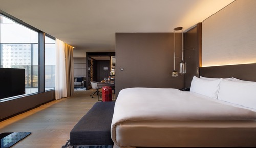 Junior Suite, 1 King Bed (High Floor)