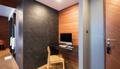 The Habita Prime
