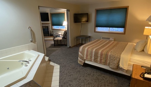 Suite, 1 Queen Bed with Sofa bed, Jetted Tub