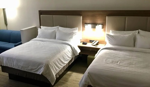Standard Room, 2 Queen Beds, Transfer Shower (Communications)