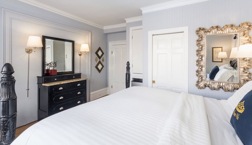 Deluxe Room, 1 King Bed
