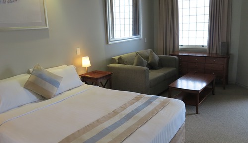 Deluxe Studio, 1 Queen Bed