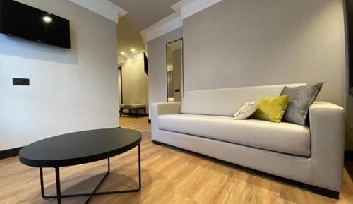 Premium Suite