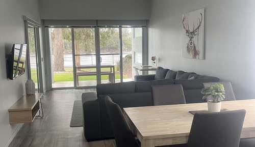 Two Bedroom Apartment (2 King Beds)