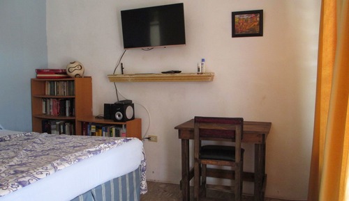 Economy Triple Room, Multiple Beds, Private Bathroom