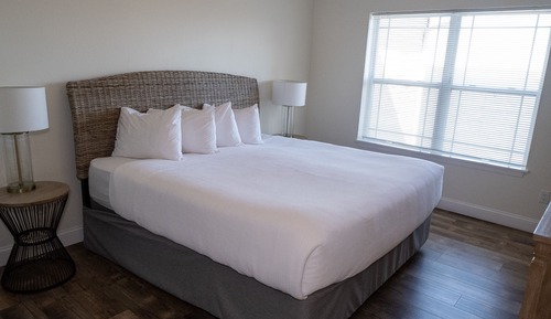 Suite, 2 Bedrooms, Lake View