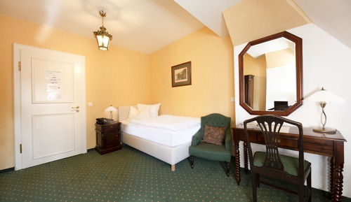 Standard Single Room