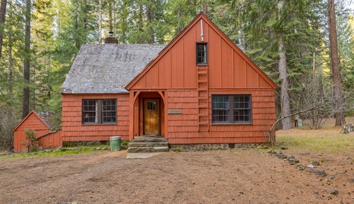 Deluxe Vacation House - Up to 10 People