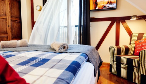 Deluxe Apartment
