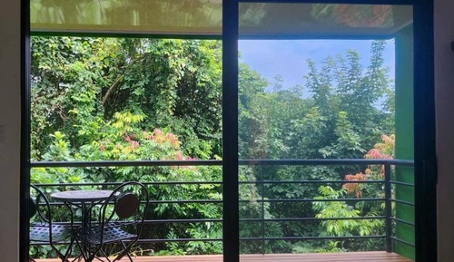 Honeymoon Studio Suite