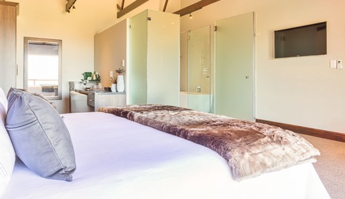 Suite, Mountain View