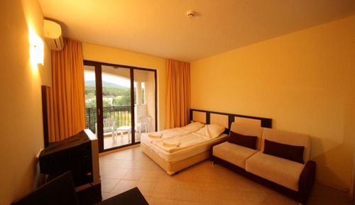 Classic Studio, Balcony