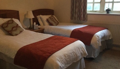 Standard Twin Room, Ensuite, Garden View