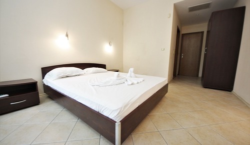 Classic Apartment (6 adults)
