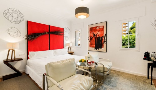 Premium Room