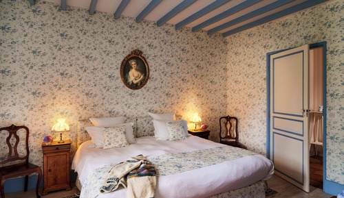 Suite, Ensuite, Garden View