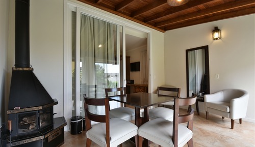 Family Room, Garden Area (4 pessoas)