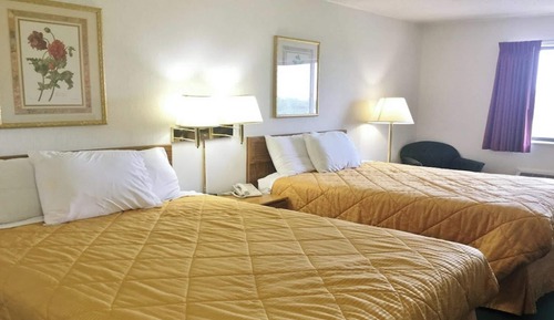 Room, 2 Queen Beds, Smoking