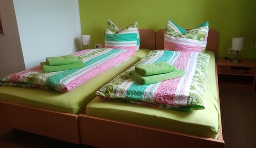 Basic Double Room, Ensuite