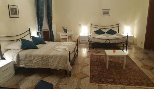 Deluxe Quadruple Room, 2 Bedrooms, Bathtub