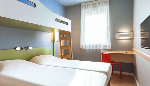 Room, 3 Twin Beds