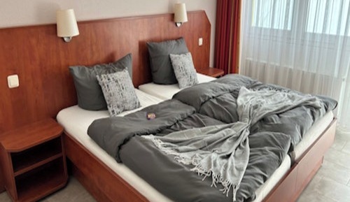 Economy Double Room Single Use, Non Smoking, Garden View