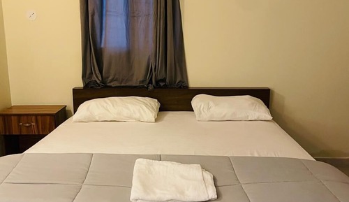 Superior Studio Suite, City View