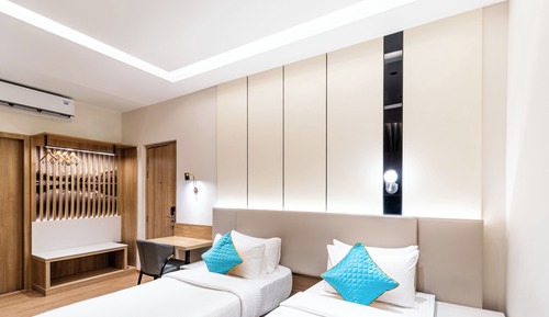 Executive Twin Room, City View