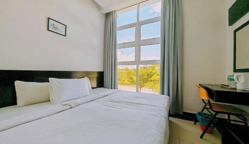 Superior Room, City View