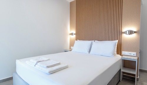 Deluxe Double Room, Balcony, Courtyard View