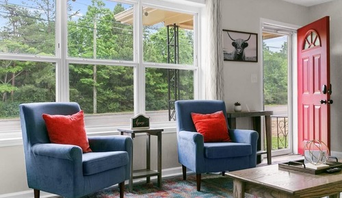 House, Multiple Beds, Patio, Garden View (Dugan Ave Dugout - Unit A)