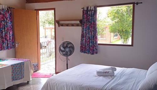 Basic Double Room, Garden View