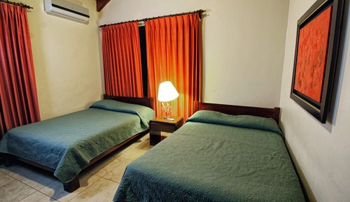 Family Villa, 3 Bedrooms, Partial Sea View