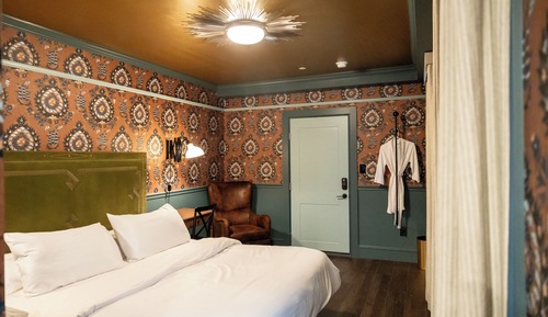 Luxury Single Room, 1 King Bed, Non Smoking, City View