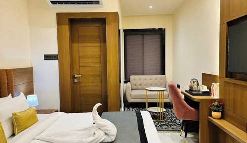 Executive Room
